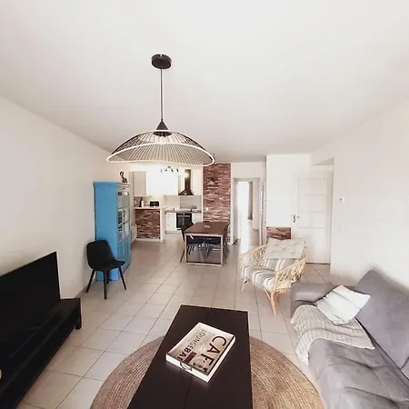 شقة Hyper Centre - Spacieux 2 Parking Et Terrasse آركاشو